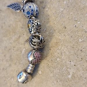 Pandora L charm - Retired!